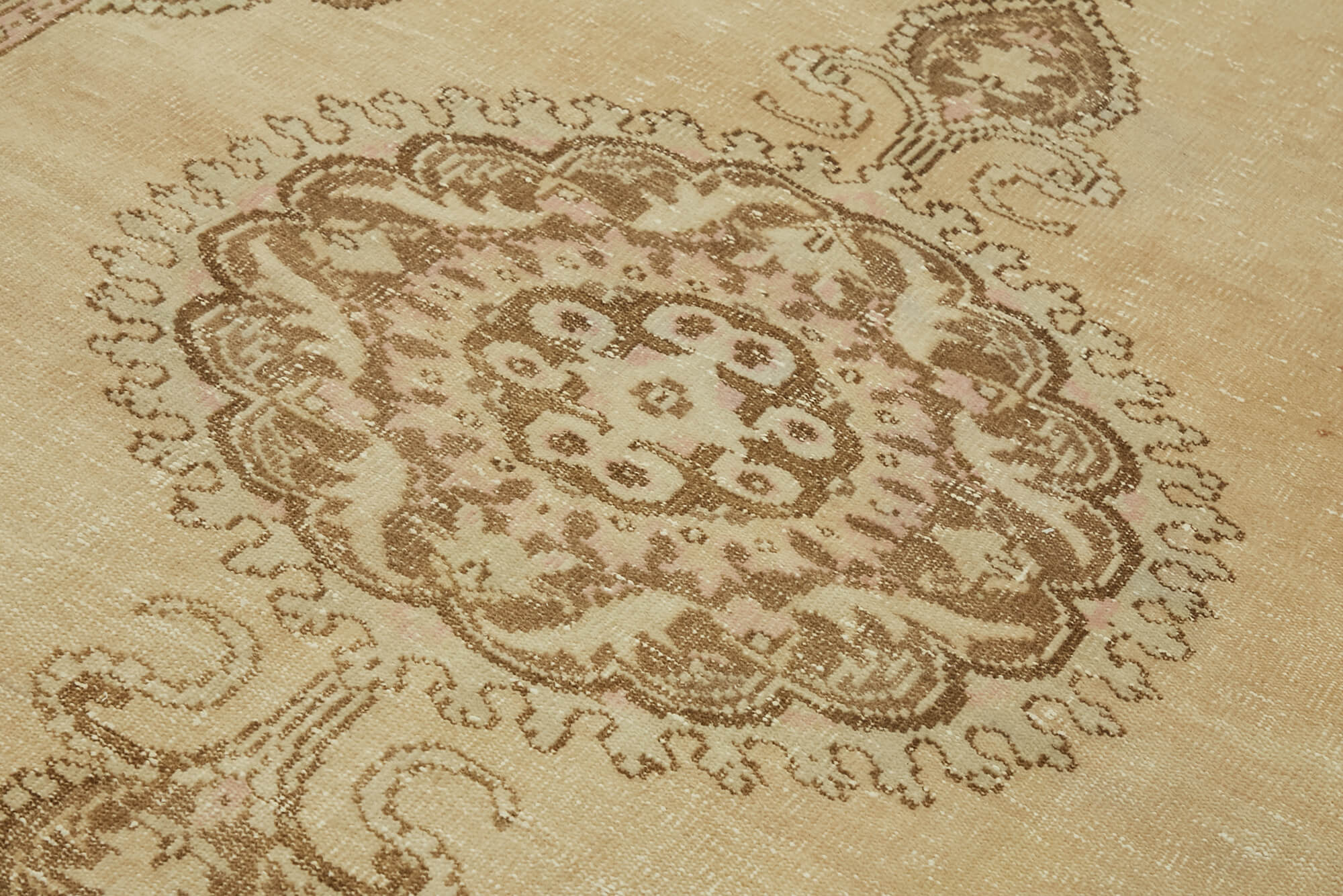 6x10 Beige Turkish Vintage Area Rug - 46107