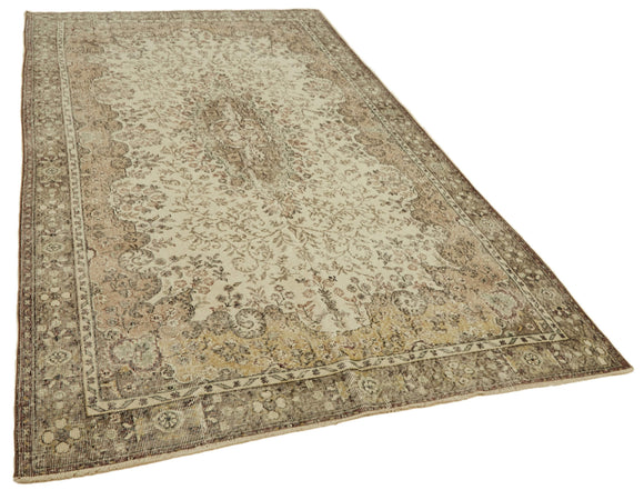 6x10 Beige Turkish Vintage Area Rug - 46354