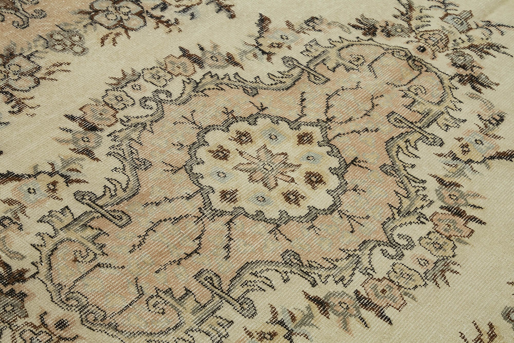 6x10 Beige Turkish Vintage Area Rug - 46357
