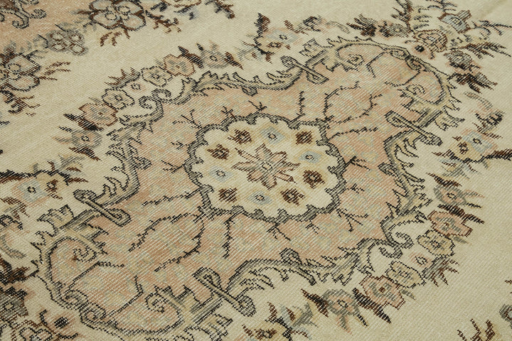 6x10 Beige Turkish Vintage Area Rug - 46357