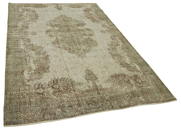 6x9 Beige Turkish Vintage Area Rug - 46365