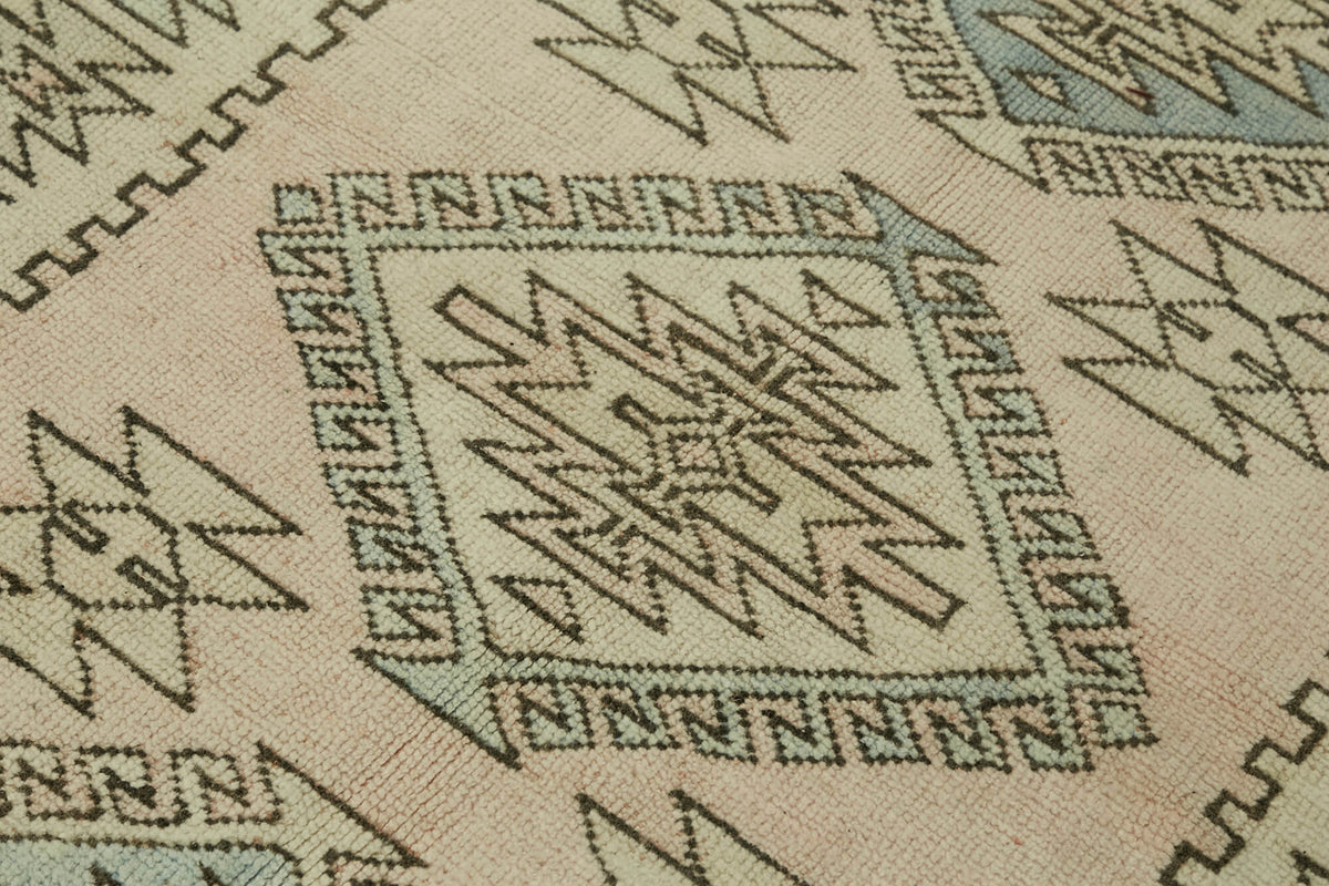 4x6 Hand-Knotted Anatolian Rug - 46746