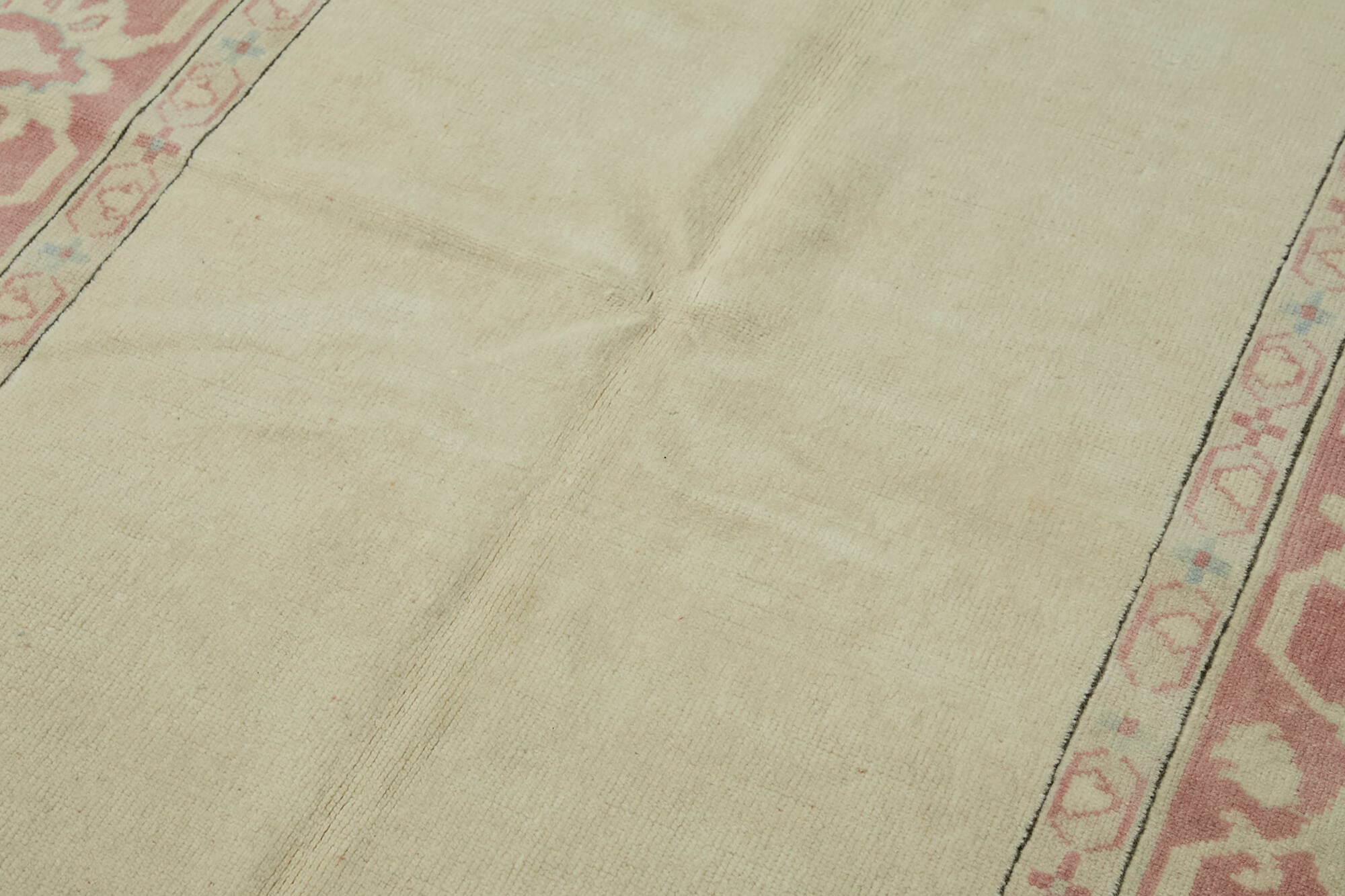 5x8 Vintage Handmade Anatolian Rug - 46758