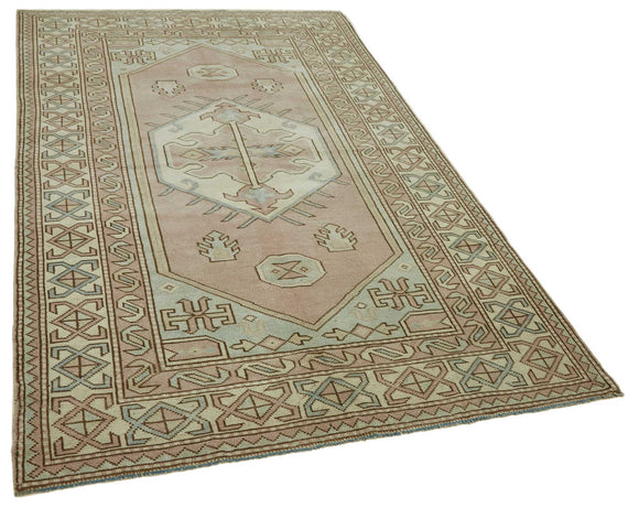 5x8 Vintage Handmade Anatolian Rug - 46782