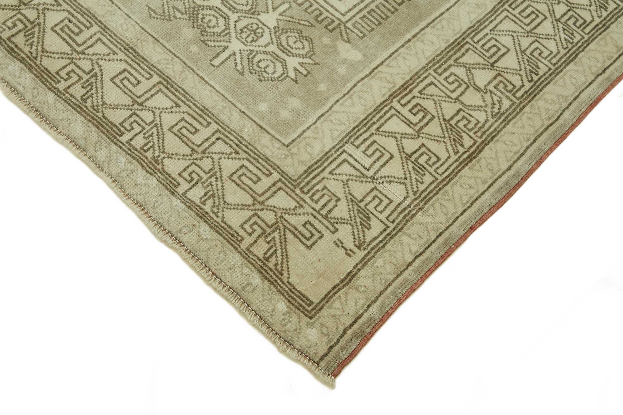 5x7 Vintage Handmade Anatolian Rug - 46788