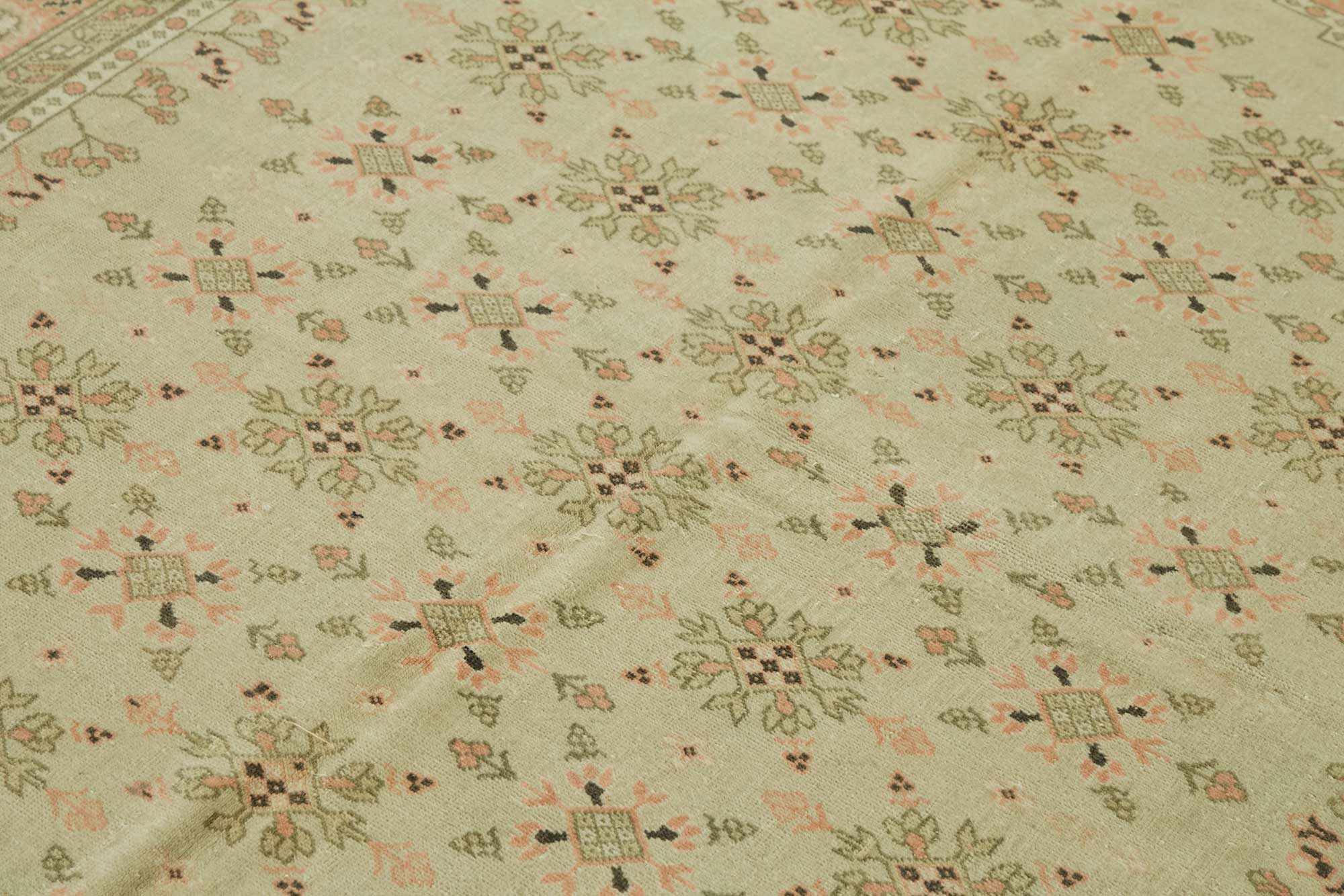 6x8 Vintage Handmade Anatolian Rug - 46792