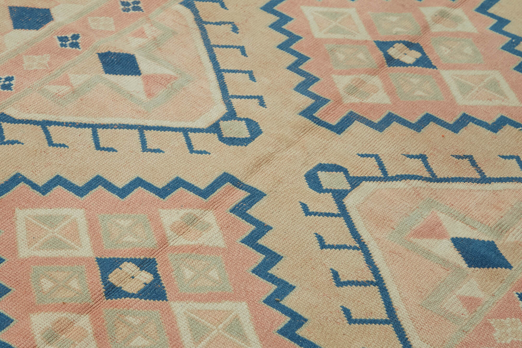 6x8 Vintage Handmade Anatolian Rug - 46821