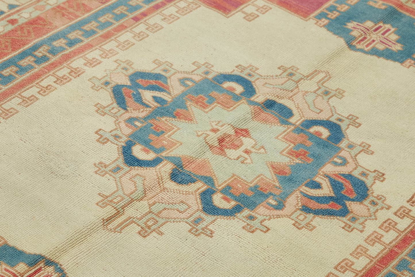 6x9 Vintage Handmade Anatolian Rug - 46838