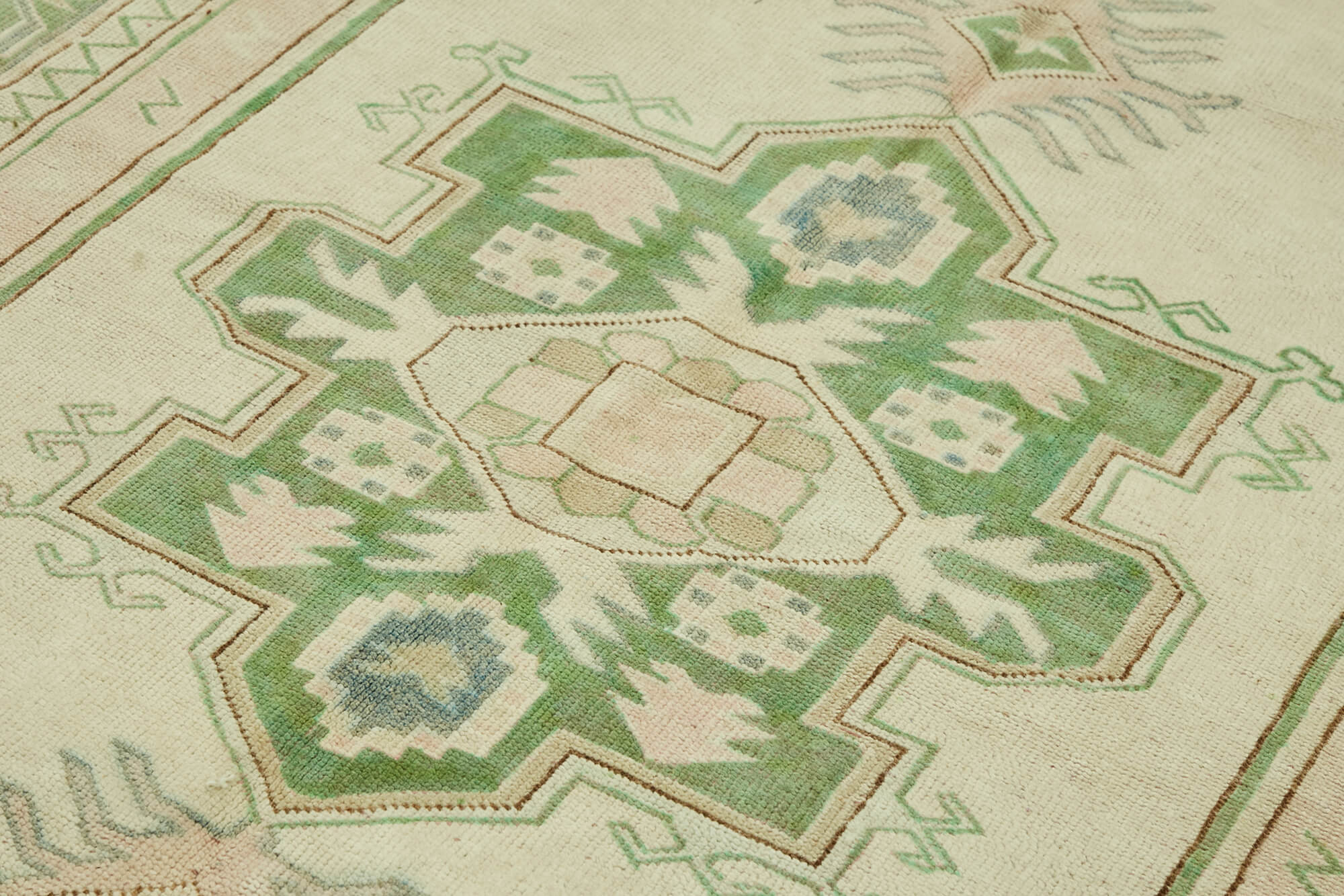 6x8 Vintage Handmade Anatolian Rug - 46846