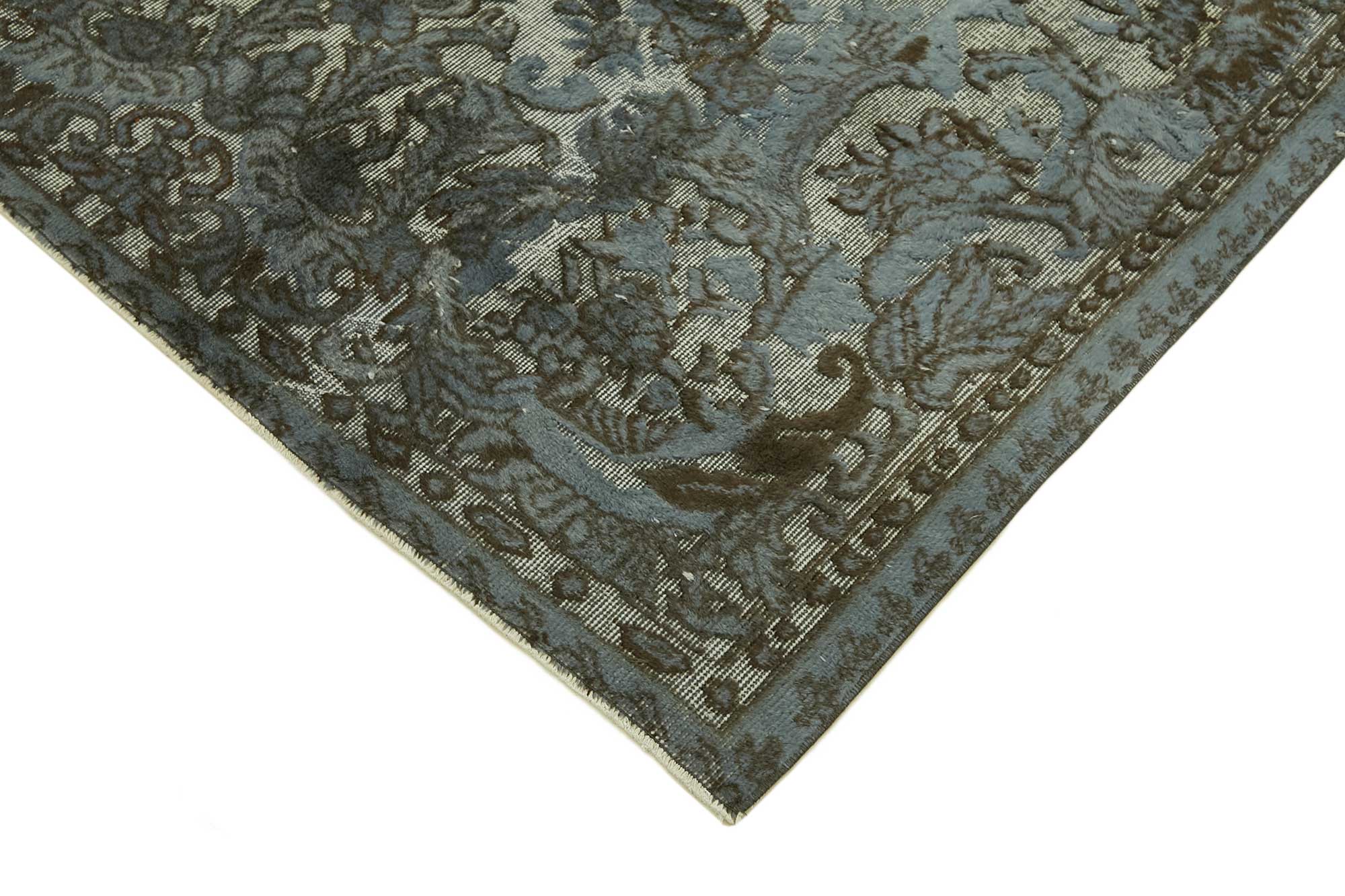 5x8 Vintage Hand-Carved Turkish Rug - 46917