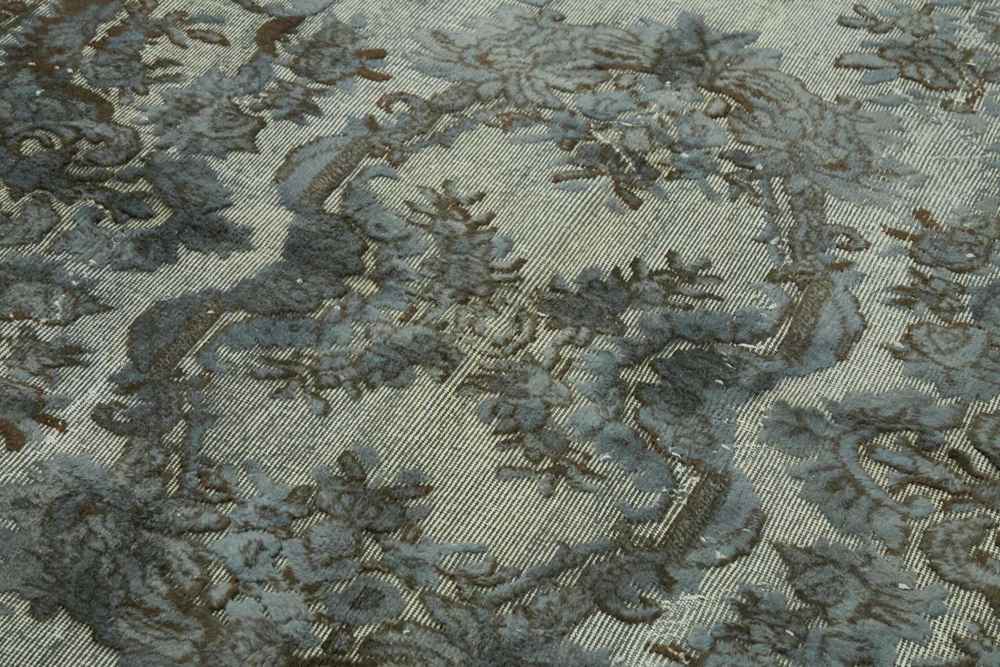 5x8 Vintage Hand-Carved Turkish Rug - 46917
