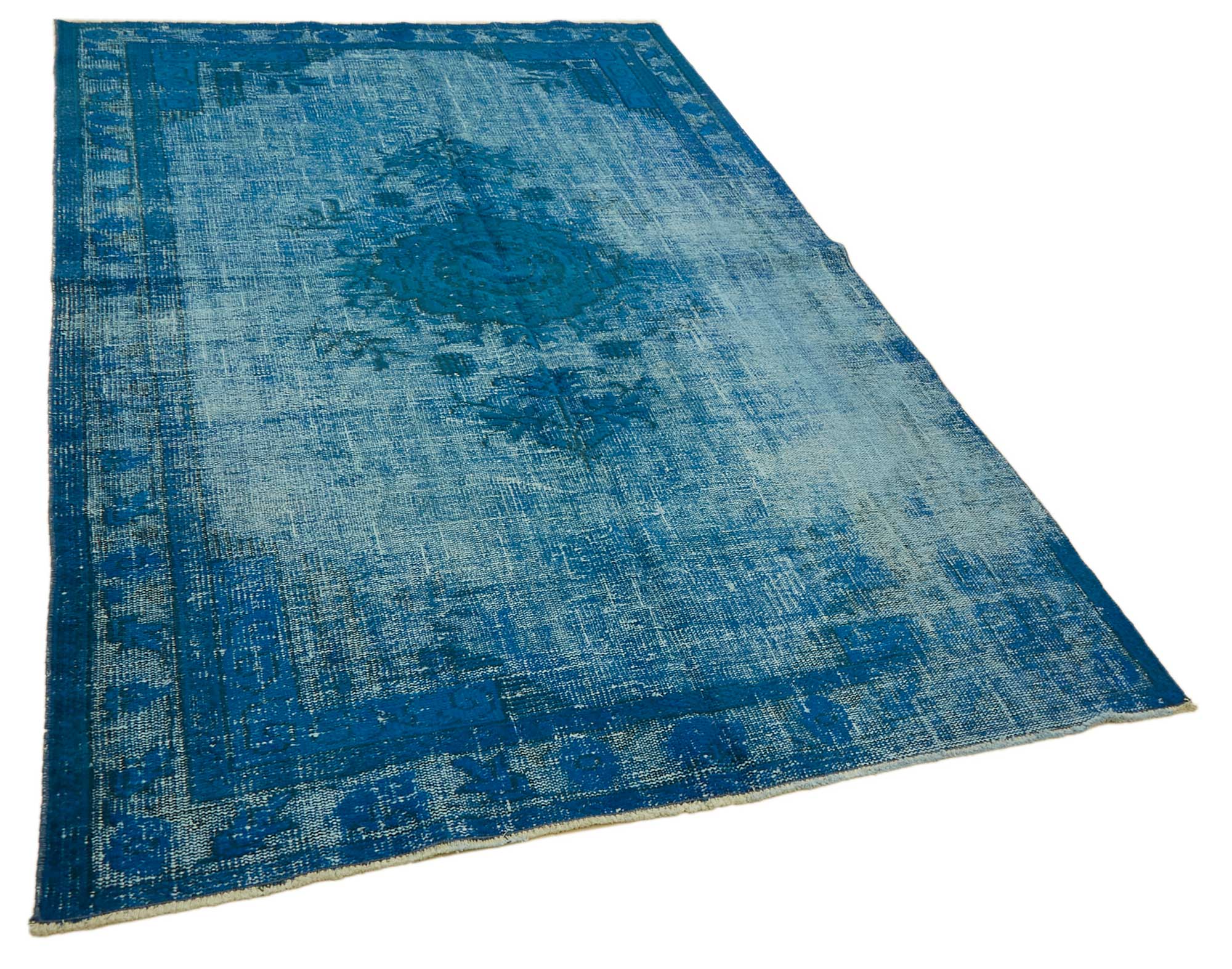 5x8 Vintage Hand-Carved Turkish Rug - 46922