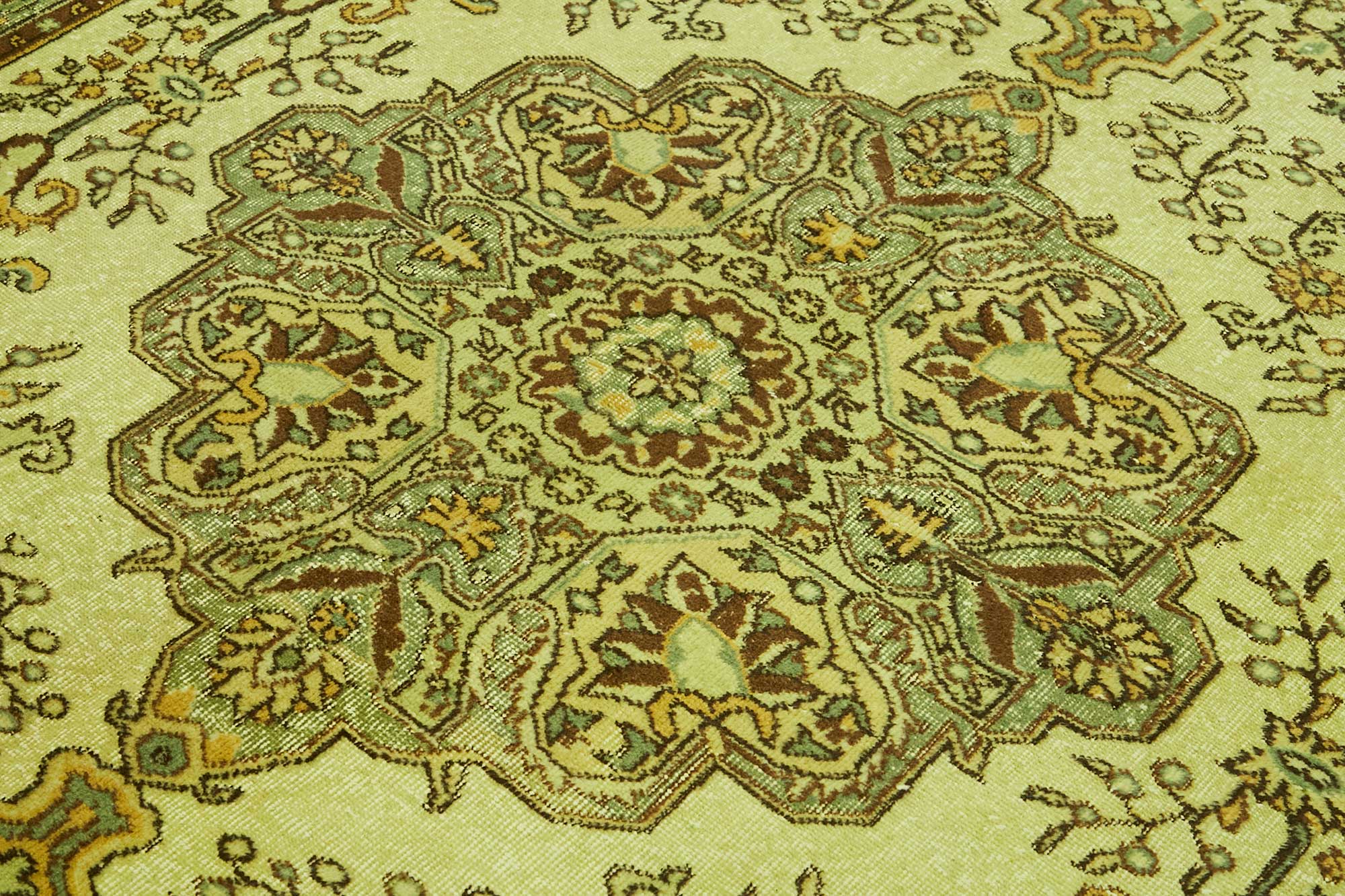 7x9 Vintage Hand-Carved Turkish Rug - 46926