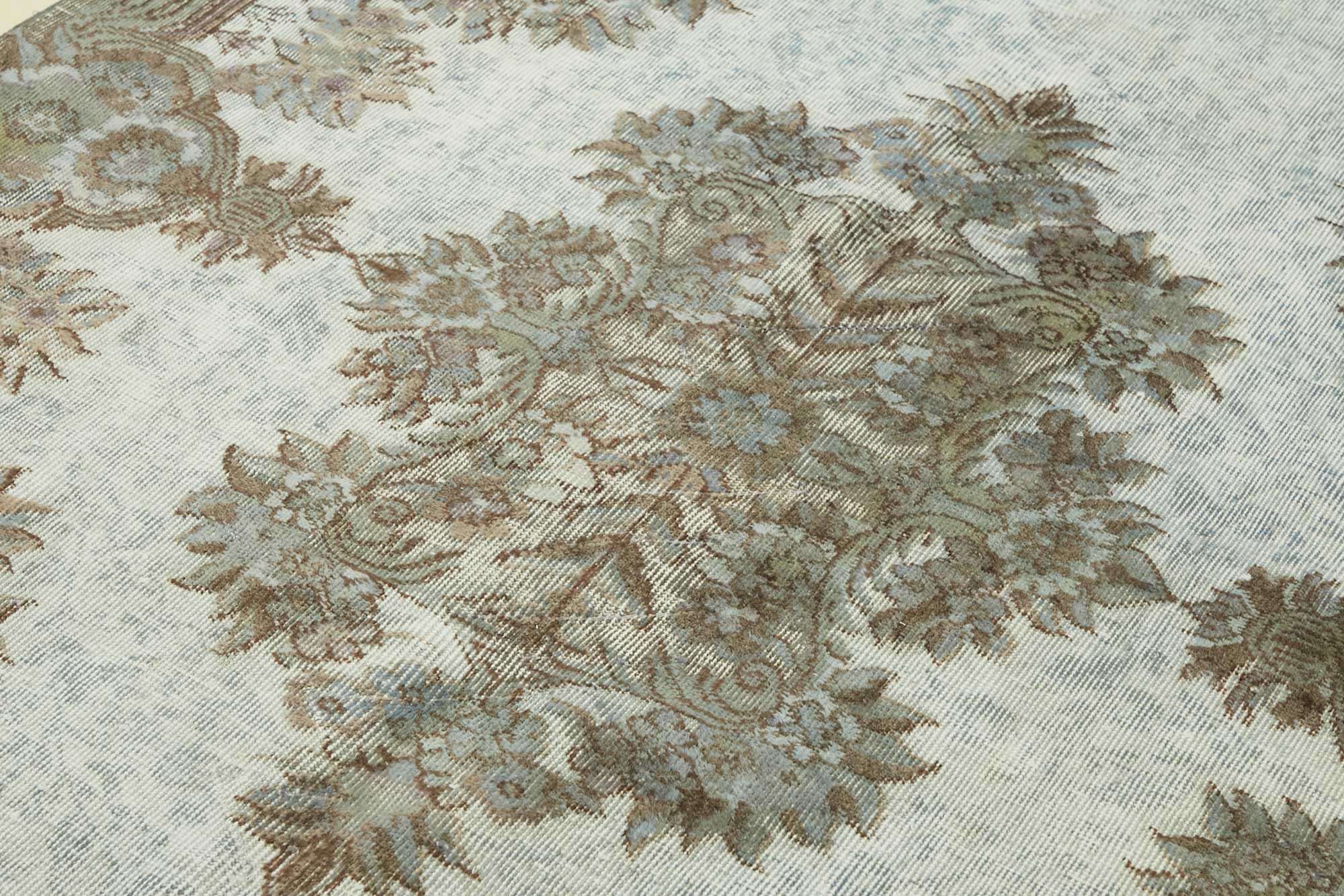 5x9 Vintage Hand-Carved Turkish Rug - 46951