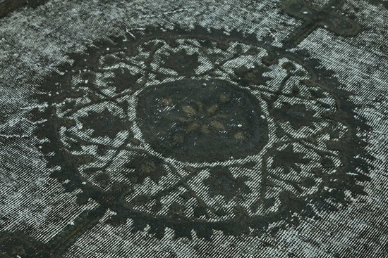 6x10 Vintage Hand-Carved Turkish Rug - 46964