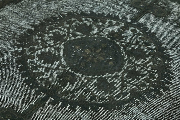 6x10 Vintage Hand-Carved Turkish Rug - 46964
