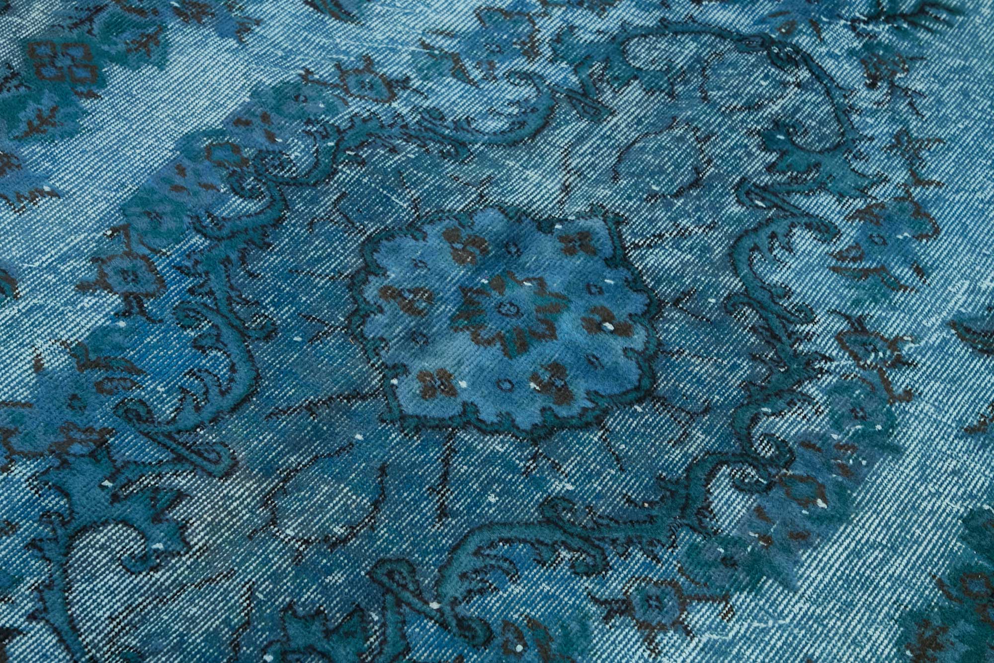 6x10 Vintage Hand-Carved Turkish Rug - 46972