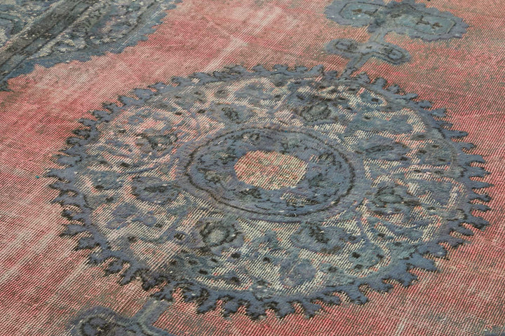 7x10 Vintage Hand-Carved Turkish Rug - 46978