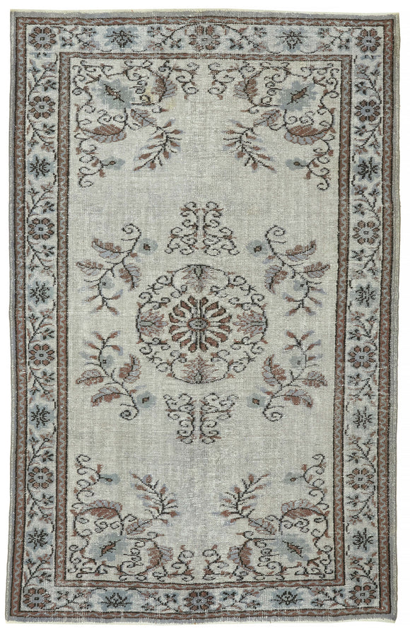 6x9 Vintage Hand-Carved Turkish Rug - 47010