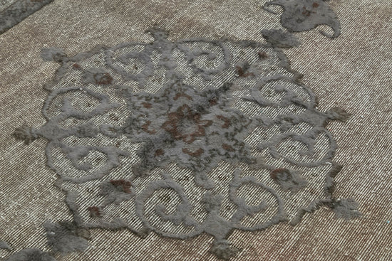 6x9 Vintage Hand-Carved Turkish Rug - 47029