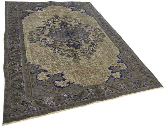 6x9 Vintage Hand-Carved Turkish Rug - 47031