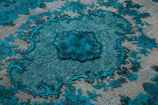 7x10 Vintage Hand-Carved Turkish Rug - 47034