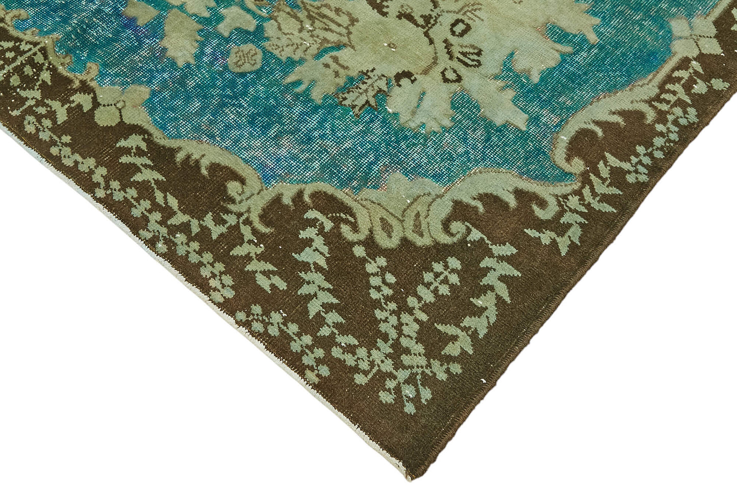 6x10 Vintage Hand-Carved Turkish Rug - 47038