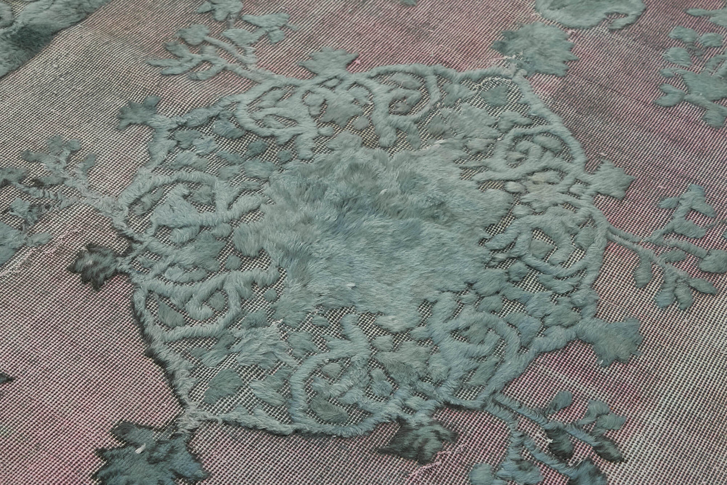 5x10 Vintage Hand-Carved Turkish Rug - 47043