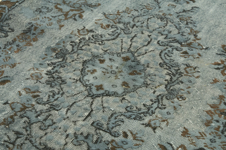 5x9 Vintage Hand-Carved Turkish Rug - 47044