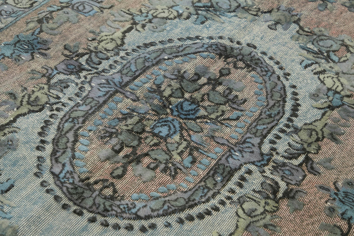 6x9 Vintage Hand-Carved Turkish Rug - 47045