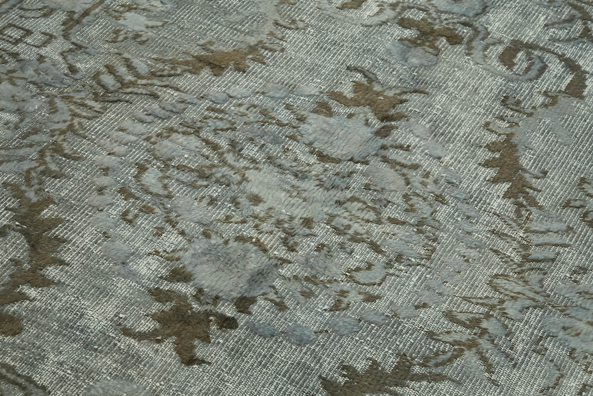 6x9 Vintage Hand-Carved Turkish Rug - 47046