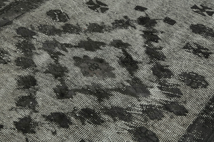 6x10 Vintage Hand-Carved Turkish Rug - 47061