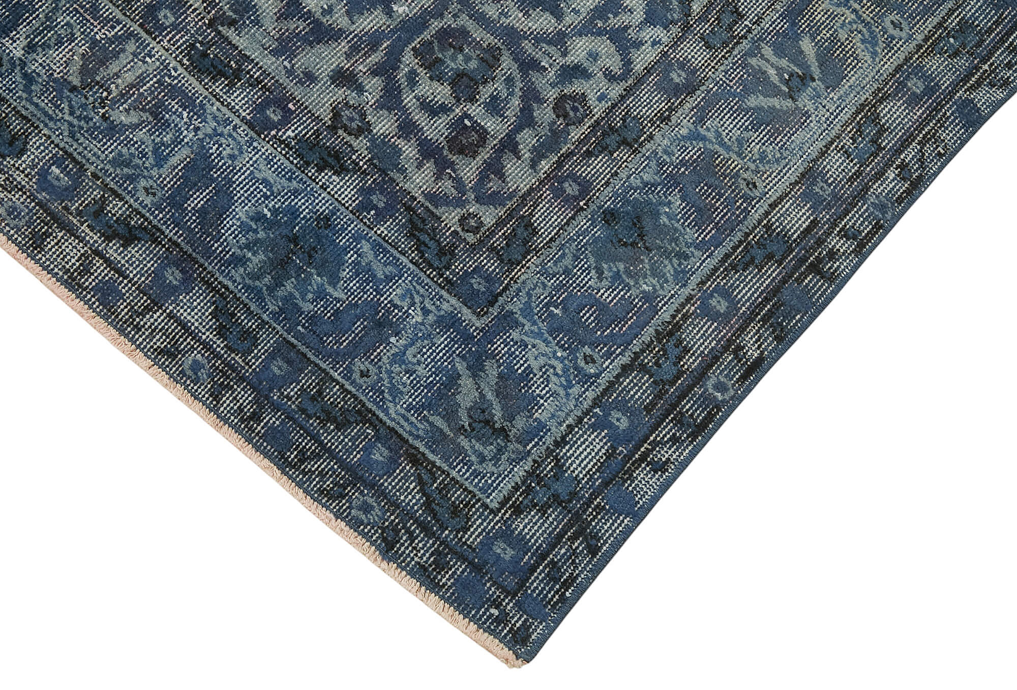 5x9 Vintage Hand-Carved Turkish Rug - 47083