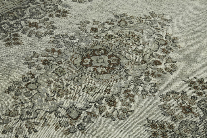 6x11 Vintage Hand-Carved Turkish Rug - 47088