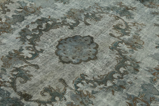6x9 Vintage Hand-Carved Turkish Rug - 47092