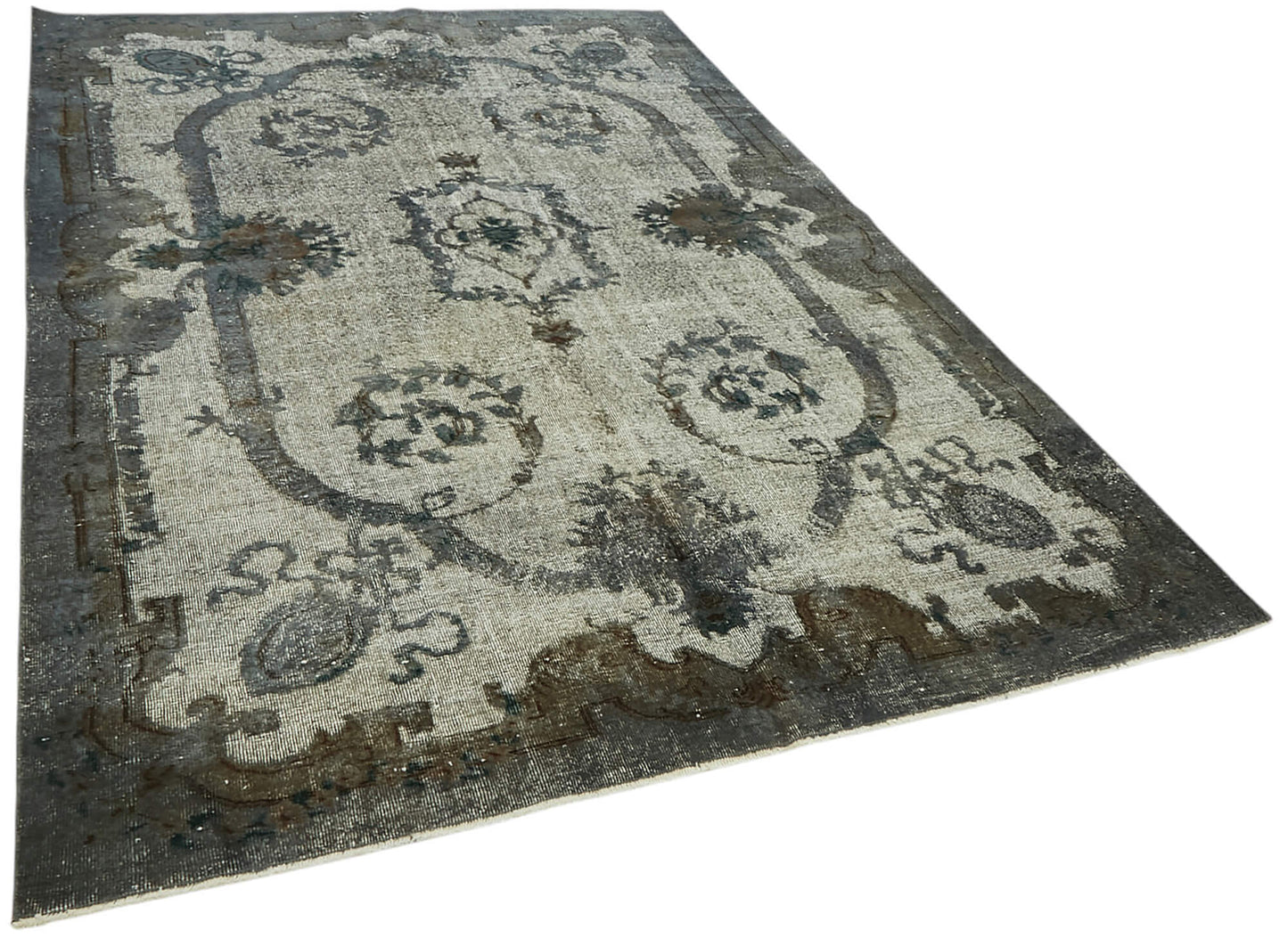 6x10 Vintage Hand-Carved Turkish Rug - 47094