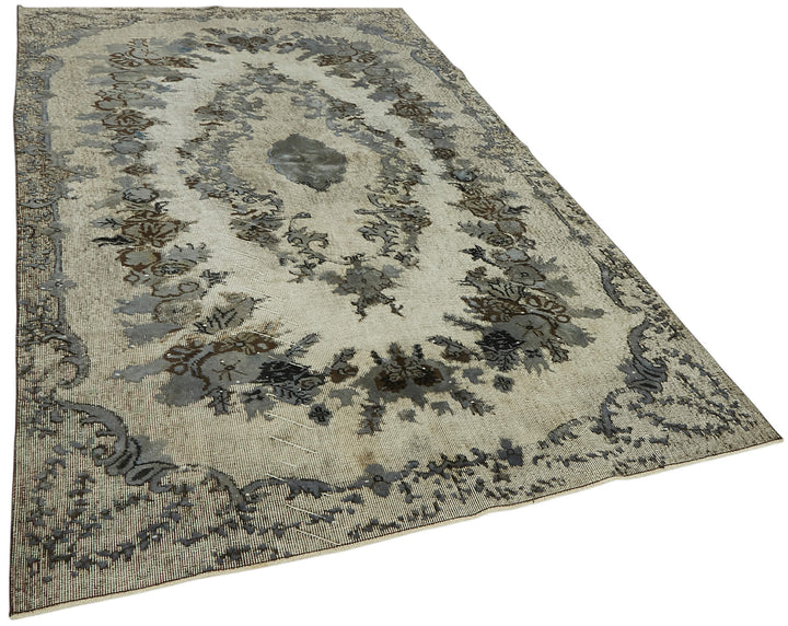 6x10 Vintage Hand-Carved Turkish Rug - 47096