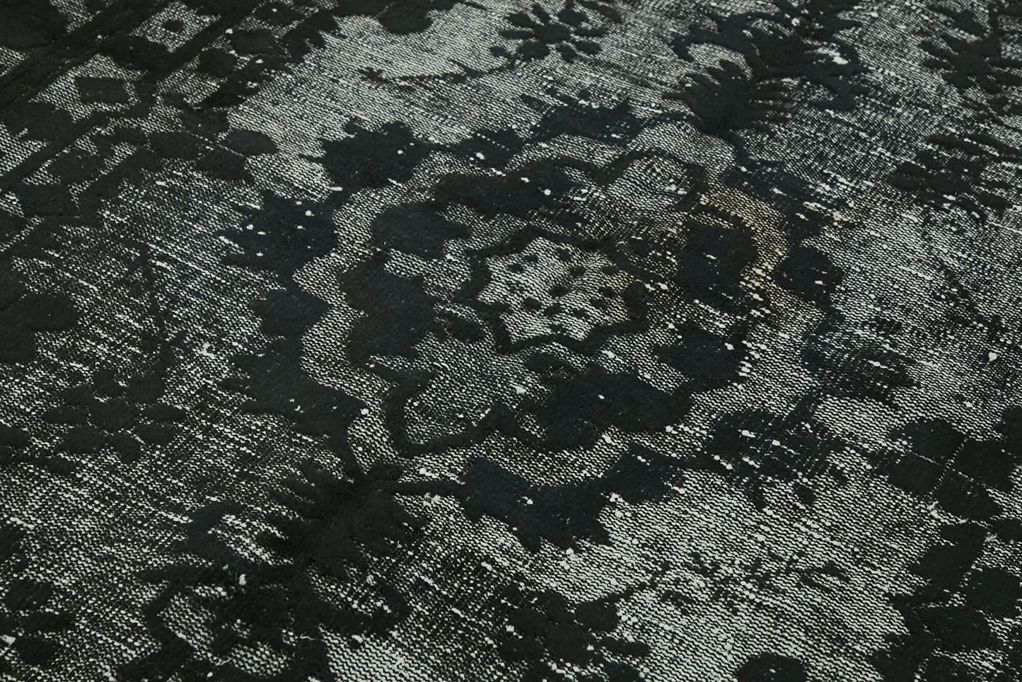 6x9 Vintage Hand-Carved Turkish Rug - 47124