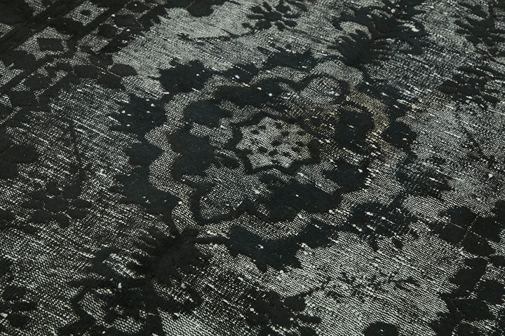 6x9 Vintage Hand-Carved Turkish Rug - 47124