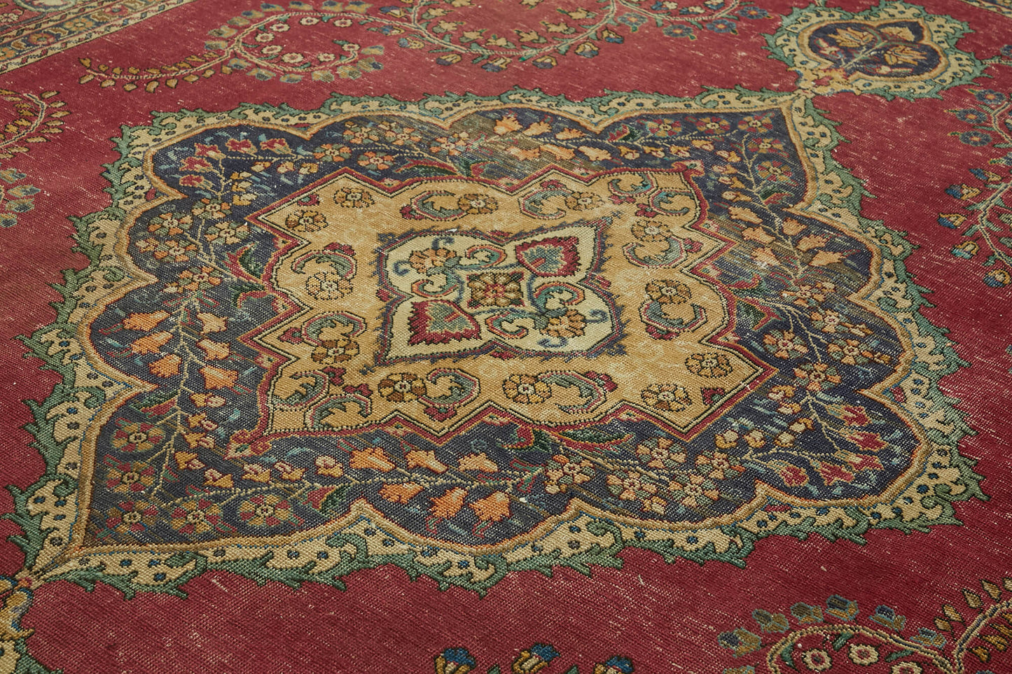 9x12 Vintage Hand-Knotted Rug - 47165