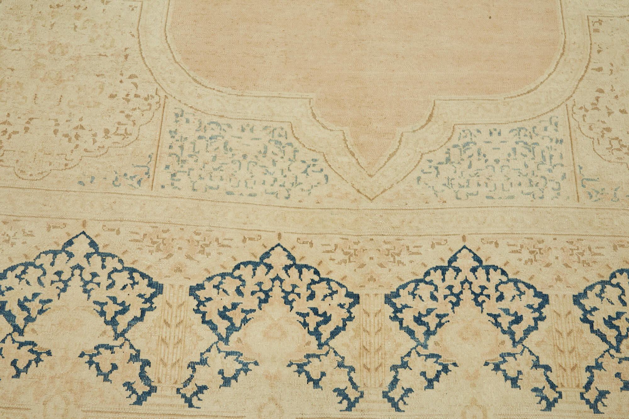 8x10 Beige Vintage Area Rug - 47170