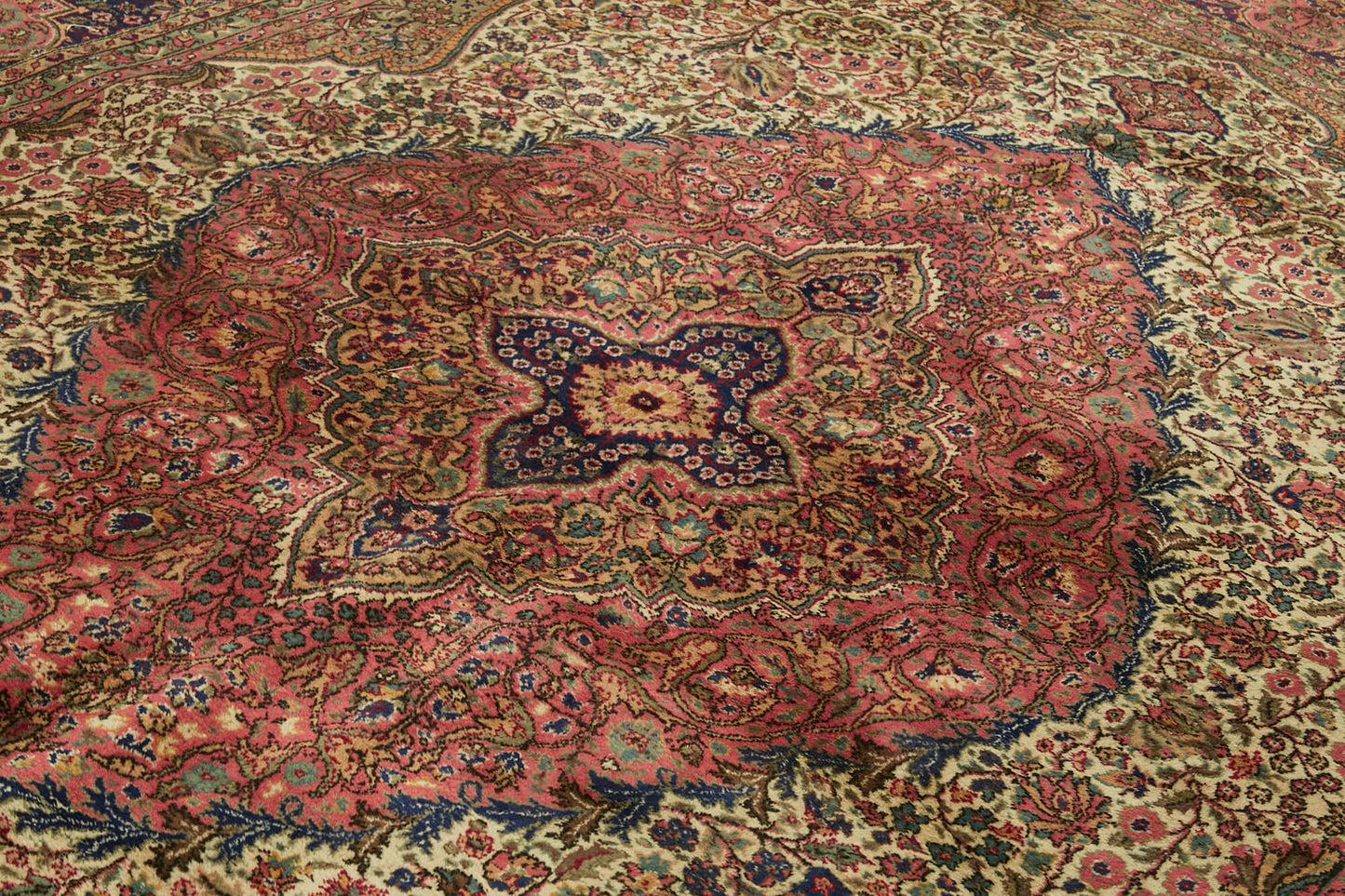 9x12 Vintage Hand-Knotted Rug - 47178