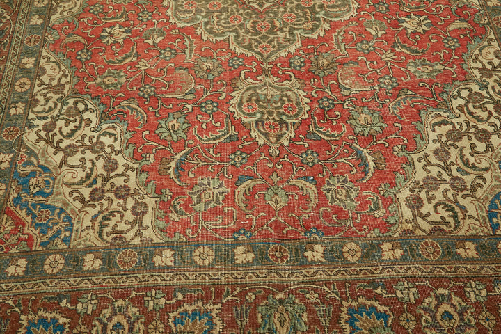 8x11 Vintage Hand-Knotted Rug - 47186