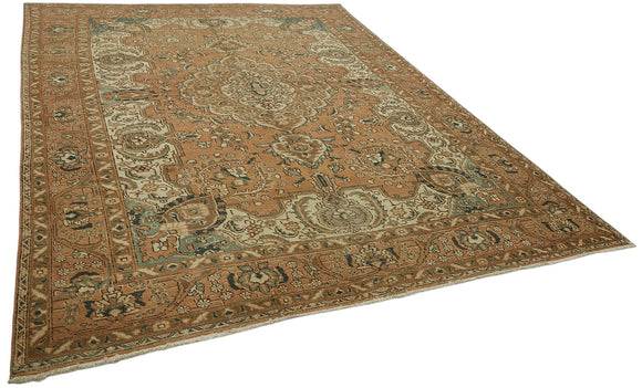 8x12 Vintage Hand-Knotted Rug - 47188