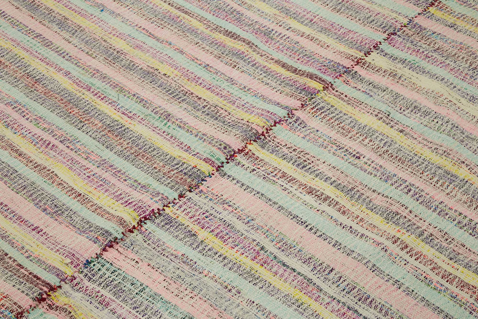 6x9 Vintage Chaput Kilim Rug - 47282