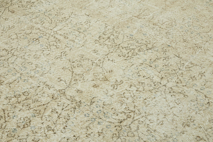 7x10 Hand-Knotted Turkish Vintage Rug - 47349