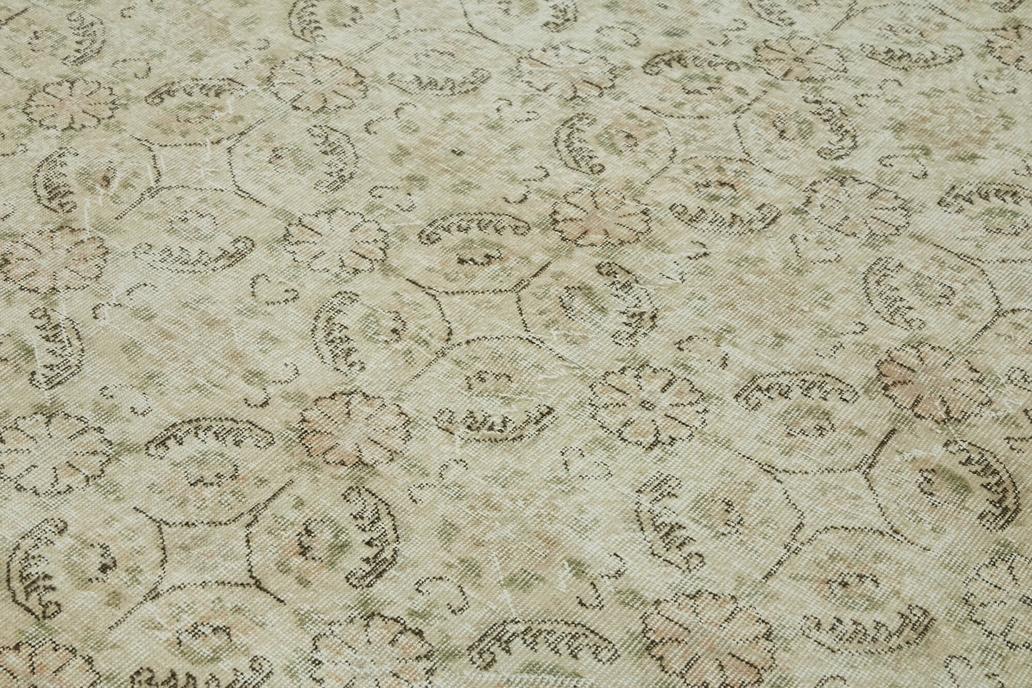 7x10 Hand-Knotted Turkish Vintage Rug - 47362