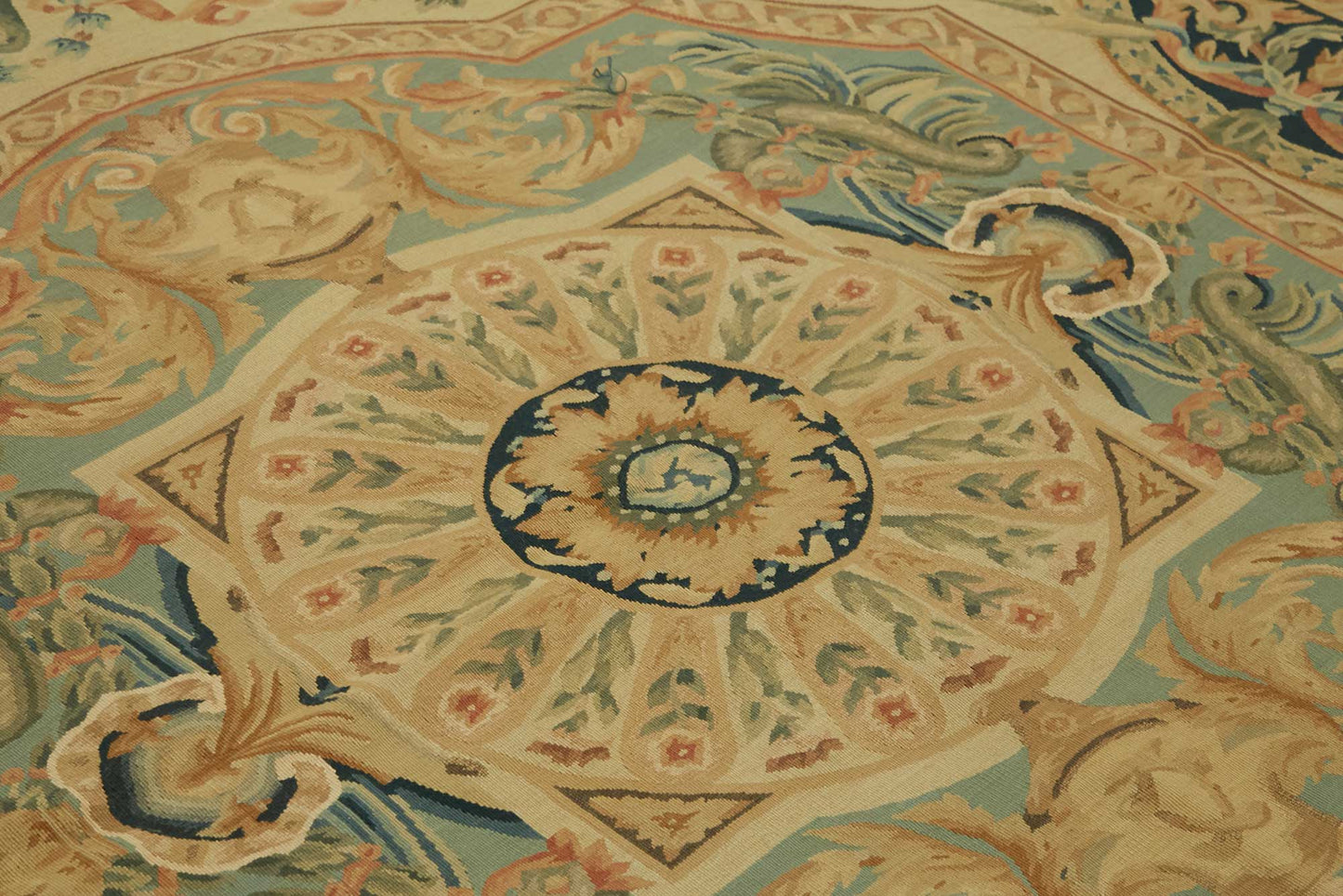 8x10 Floral Aubusson Kilim - 47423