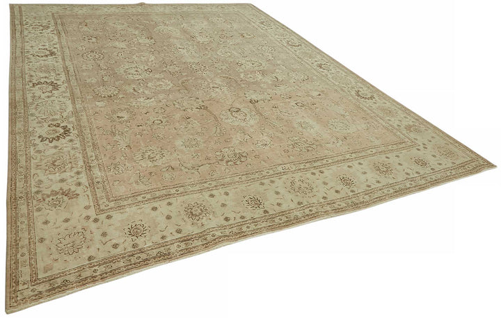 9x13 Vintage Hand-Knotted Rug - 47500