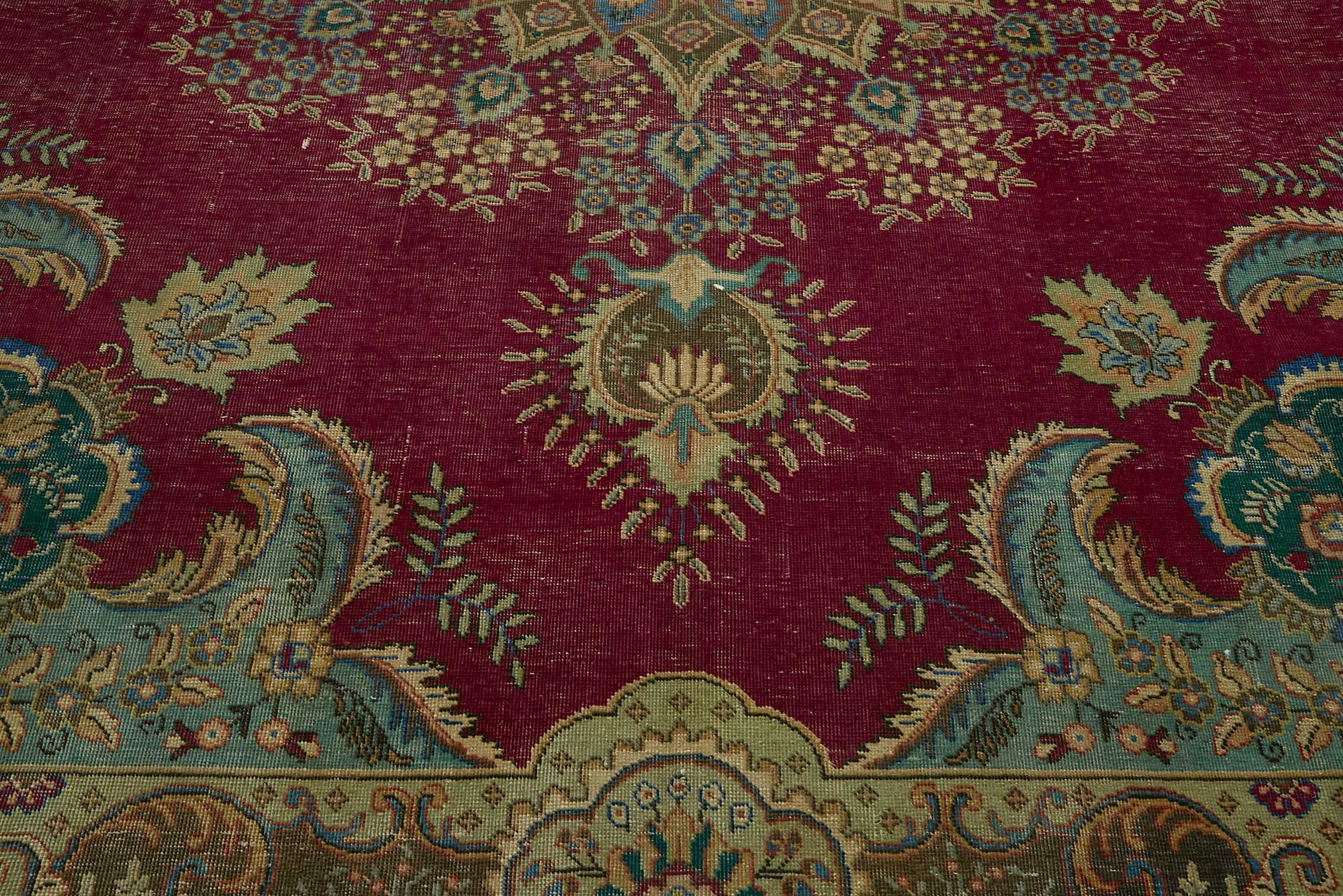 10x13 Vintage Hand-Knotted Rug - 47503